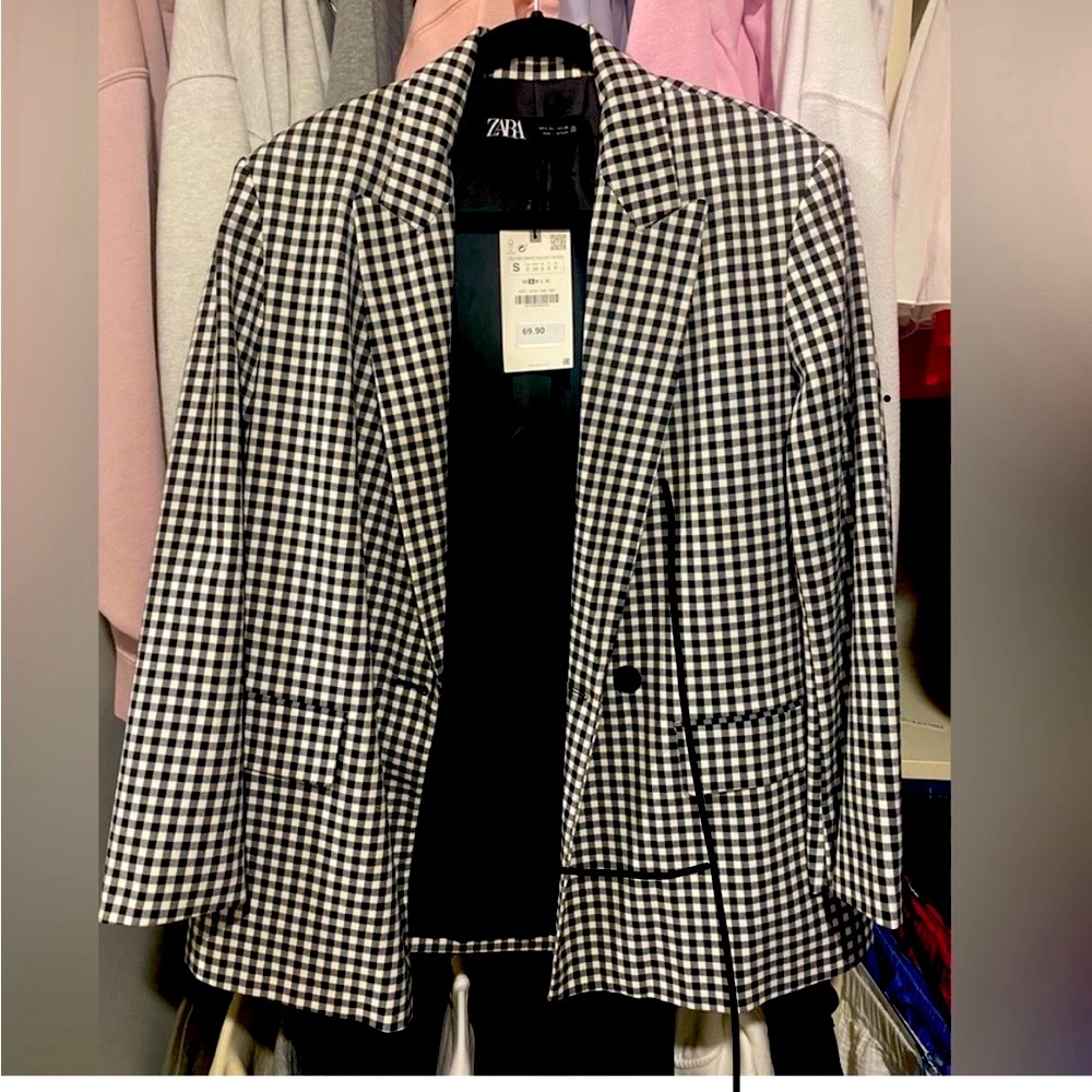 COPY - Zara NWT Houndstooth Zara Blazer New With Tag.